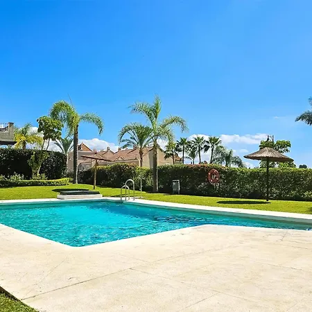 Amazing In Benahavis With Swimming Pool Estepona