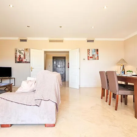 Amazing In Benahavis With Swimming Pool Holiday home *